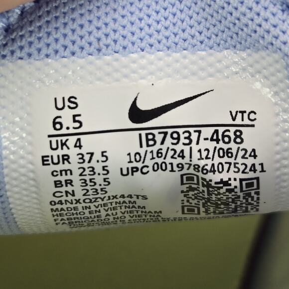 NEW Nike Air Max 270 Womens Size 6.5 Running Shoes Blue Green White IB7937-468 - Picture 10 of 11